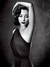 高清图：李冰冰登《Vogue》封面 化身复古摩登女郎