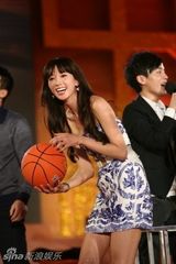 周杰伦遗憾未与林志玲有激情戏 不会演东方不败(图)