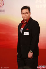 高清图：2012亚洲先生首次面试 泳裤示人奇招尽出