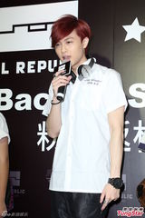 组图：王子被曝姐姐缘旺 绯闻女友杨丞琳躺枪