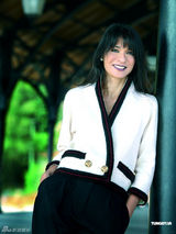 高清组图：王菲刘嘉玲舒淇入选香港美人展美态 