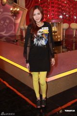 高清组图：庄思敏羽翘主持《姊妹淘》 吕慧仪等助阵