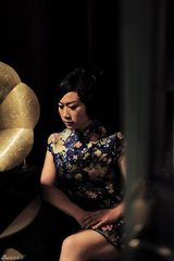 高清图：芙蓉姐姐出新款造型 典雅旗袍显幽怨