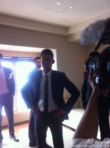 组图：林丹谢杏芳婚礼直击 新郎新娘甜蜜亲吻