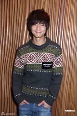 组图：薛凯琪带病出席活动 称从未与房祖名拍拖