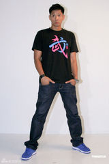 高清组图：陈建州方文山为自创品牌拍摄宣传照