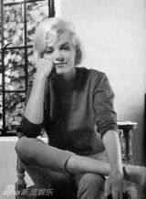 组图：玛丽莲-梦露生前最后一组生活照嬉笑人生