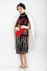 组图：《像火花》造型别致打造民国风尚大片