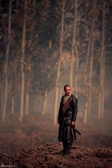 组图：余文乐为《血滴子》披15.4公斤“黄金甲”