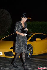 组图：何韵诗出席婚宴 与容祖儿刘浩龙首度聚首