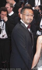 组图：《天注定》姜武携手性感女星亮相红毯