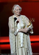 组图：艾美奖谢耳朵三获喜剧视帝 毒师获最佳