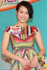 组图：胡杏儿出席揭幕仪式 支持旧爱发展新恋情