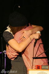 幻灯：张亚东携艺人北京跨年演唱 温暖情歌压轴