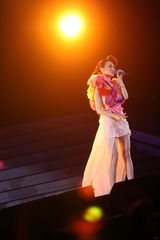 组图：范玮琪北京开唱群星捧场 孙燕姿助阵掀高潮