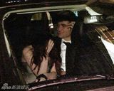 高清组图：“暮光”情侣帕丁森斯图尔特激吻图曝光