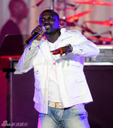 组图：美嘻哈歌手Akon写真 将于11月来华演出