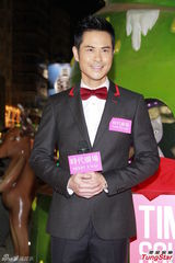 组图：郑嘉颖佘诗曼旧爱同台疑似复合