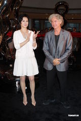 组图：谢玲玲着急当婆婆 自曝送红包贺霍启刚结婚