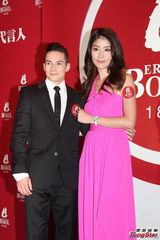 组图：陈慧琳紧张儿子开学转校 潮妈不易当