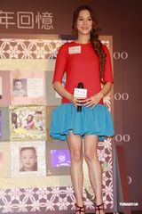 组图：徐子淇疑似走光引媒体狂拍