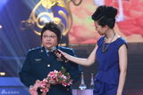 高清图：非凡女人盛典举行 郎平韩红女飞行员等获奖