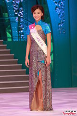 组图：港姐欧阳巧莹获得友谊小姐奖