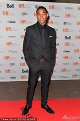 组图：《啦啦队去死》首映 席安诺两点隐现