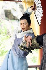 组图：《陆小凤与花满楼》杀青 张晓龙成打星