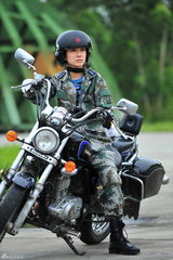 高清组图：电影《歼十出击》黄奕精彩剧照