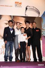 组图：章子怡宣传新片 受访阵仗大否认与霍启山复合