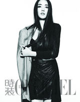 组图：郭碧婷时尚大片挑战干练职场风