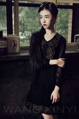 组图：张辛苑最新杂志写真 复古造型显典雅美感