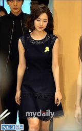 组图：张亮演韩剧牵手朴海镇 李钟硕黑西装帅气