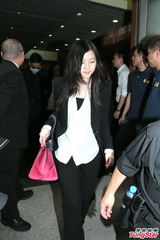 组图：陈僖仪遗体火化 亲朋好友送别