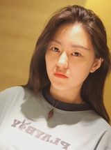 组图：传媒大学校花照片曝光 长相清纯似张柏芝