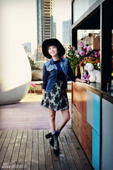 组图：夏梓桐首次亮相时尚杂志 青春气息逼人