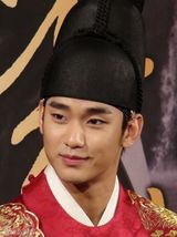 策划：外星叫兽金秀贤 穿越400年定格一瞬间