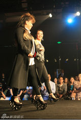 组图：张惠妹爆肥身材走形 网友喊话别再胖了