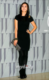 组图：权相佑(权相宇)夫妇少女时代Jessica等出席公益活动