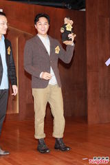 组图：张智霖否认购浅水湾豪宅