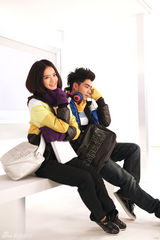 高清组图：戚薇袁成杰演绎公车站浪漫邂逅