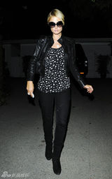 高清图：希尔顿疑受好友去世影响 欲年内结婚