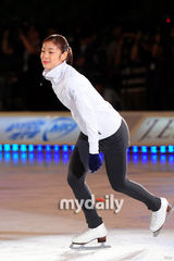 组图：金妍儿为花样滑冰秀进行彩排