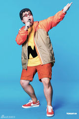 组图：何韵诗余文乐等COSPLAY《多啦A梦》动画