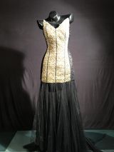 资料：一路有你中国扶贫基金会慈善晚会拍品