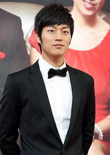 高清图：赵权等出席MBC喜剧《都是我的爱》发表会