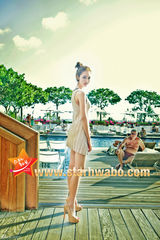 组图：高俊熙拍夏日时尚写真 穿越城市秀梦幻魅力