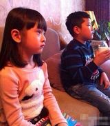 组图：郭涛爱子石头成长相册 小大人纯爷们儿