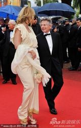 组图：《苔丝》重映波兰斯基获热吻